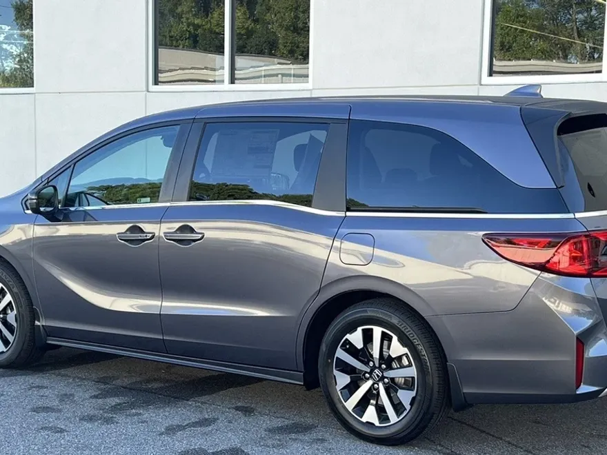 2026 Honda Odyssey EX-L photo 1