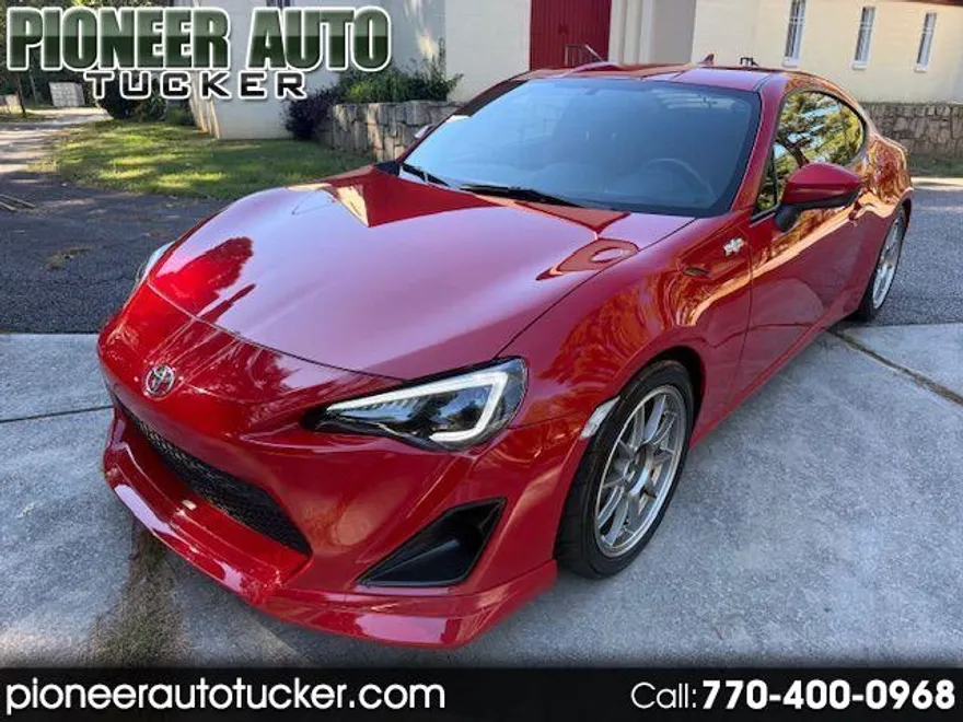 2013 Scion FR-S photo 1
