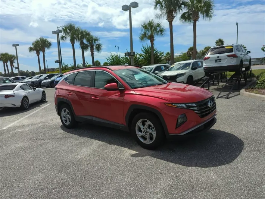 2022 Hyundai Tucson SEL photo 1