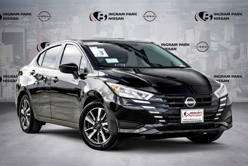 2025 Nissan Versa SV photo 1