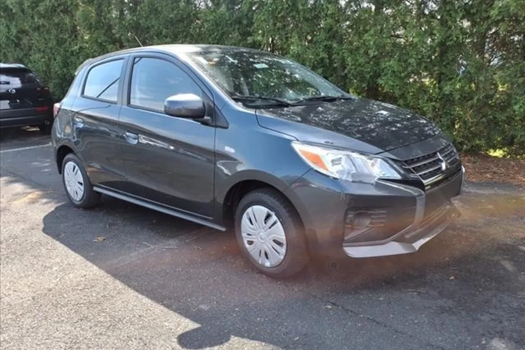 2024 Mitsubishi Mirage ES photo 1