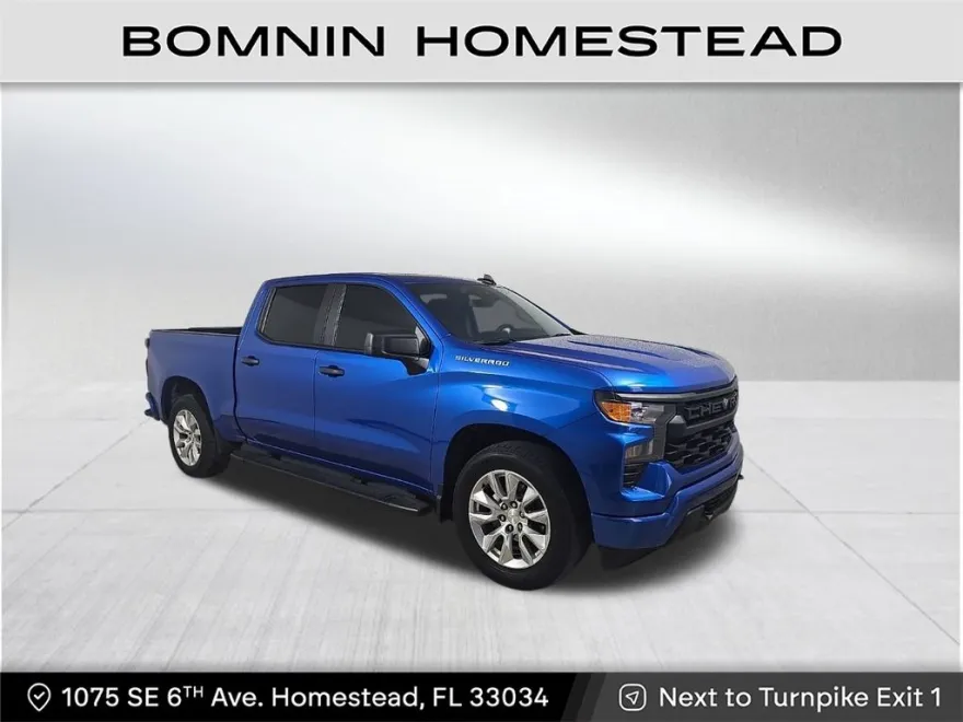 2024 Chevrolet Silverado 1500 Custom photo 1