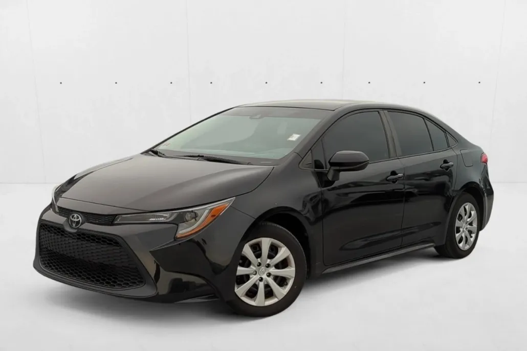 2022 Toyota Corolla LE photo 1