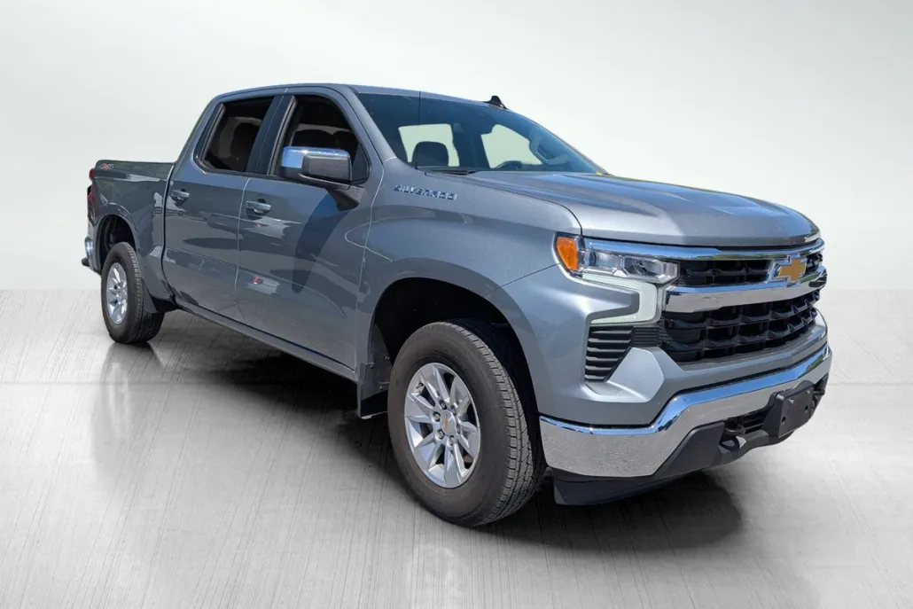 2025 Chevrolet Silverado 1500 LT1 photo 1