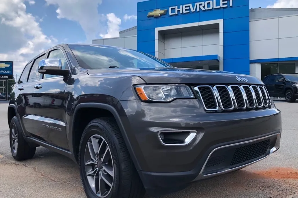 2019 Jeep Grand Cherokee Limited photo 1
