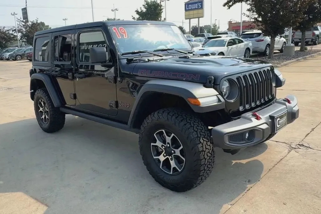 2019 Jeep Wrangler Unlimited Rubicon photo 1