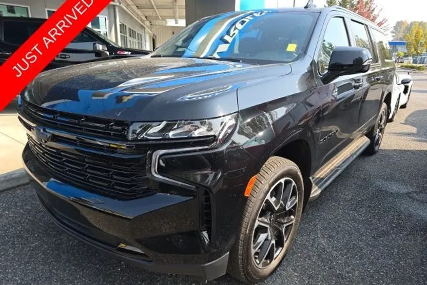 2024 Chevrolet Suburban RST photo 1