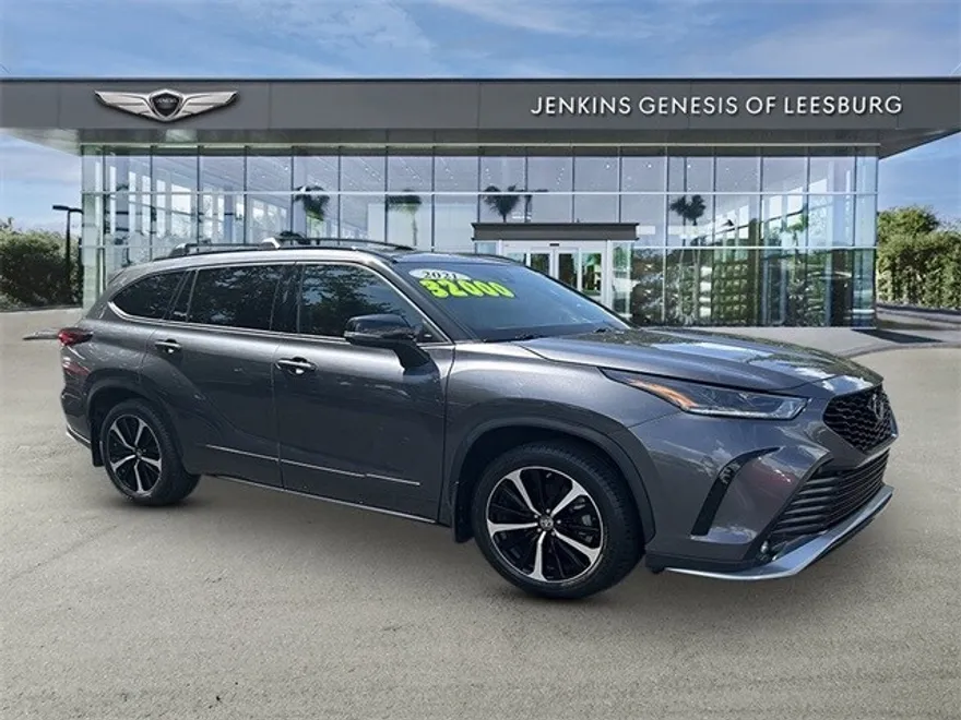 2021 Toyota Highlander XSE photo 1