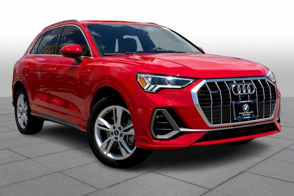 2023 Audi Q3 S line Premium Plus photo 1