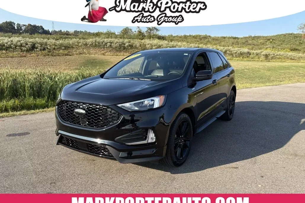 2024 Ford Edge ST-Line photo 1