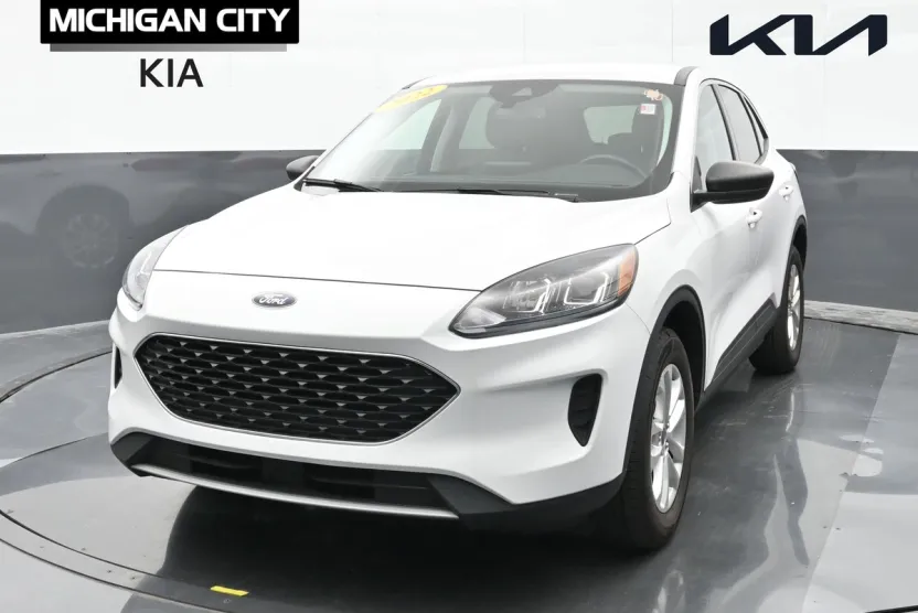 2022 Ford Escape SE photo 1