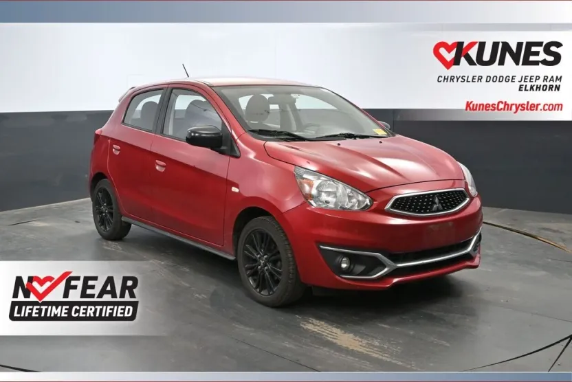 2019 Mitsubishi Mirage LE photo 1