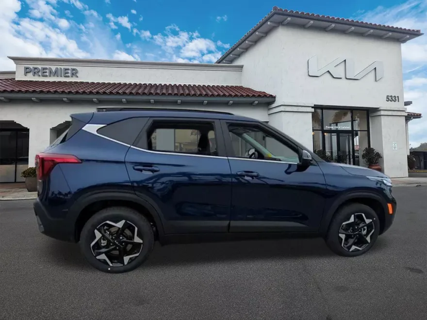 2025 Kia Seltos EX photo 1