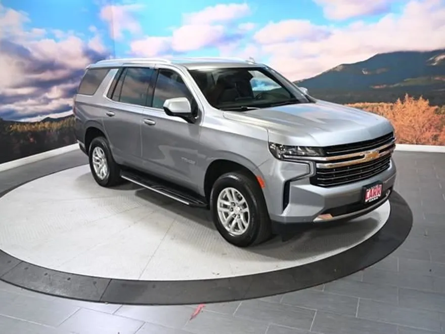 2023 Chevrolet Tahoe LT photo 1