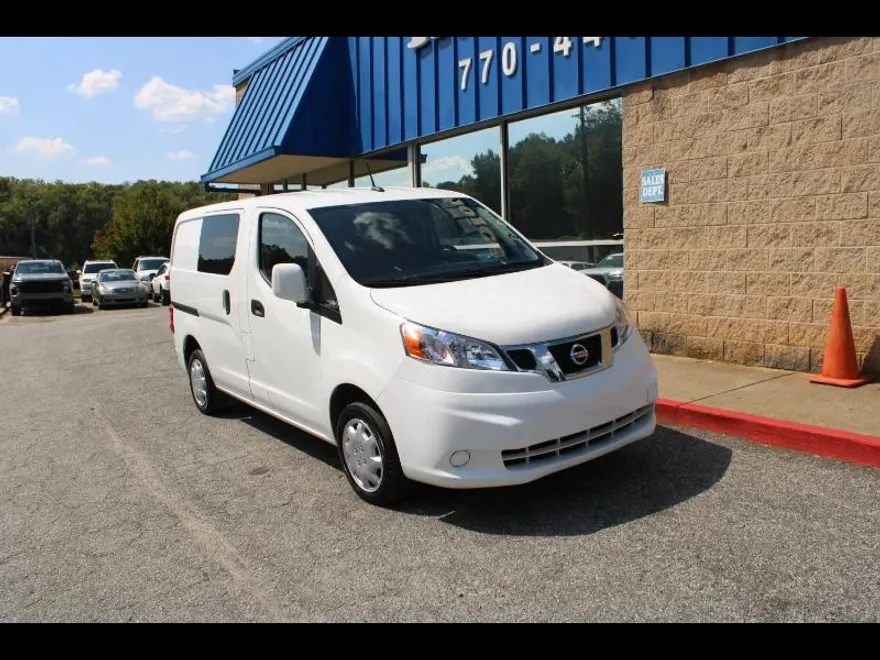 2020 Nissan NV200 SV photo 1