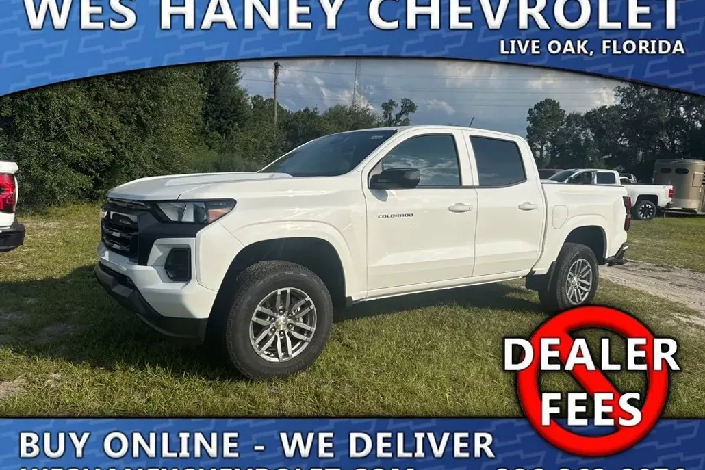 2026 Chevrolet Colorado LT photo 1