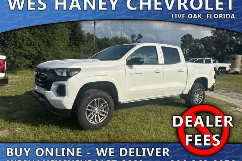 2026 Chevrolet Colorado LT photo 1