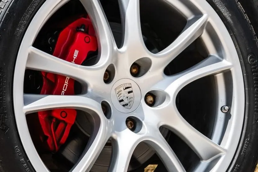 2009 Porsche Cayenne GTS photo 1