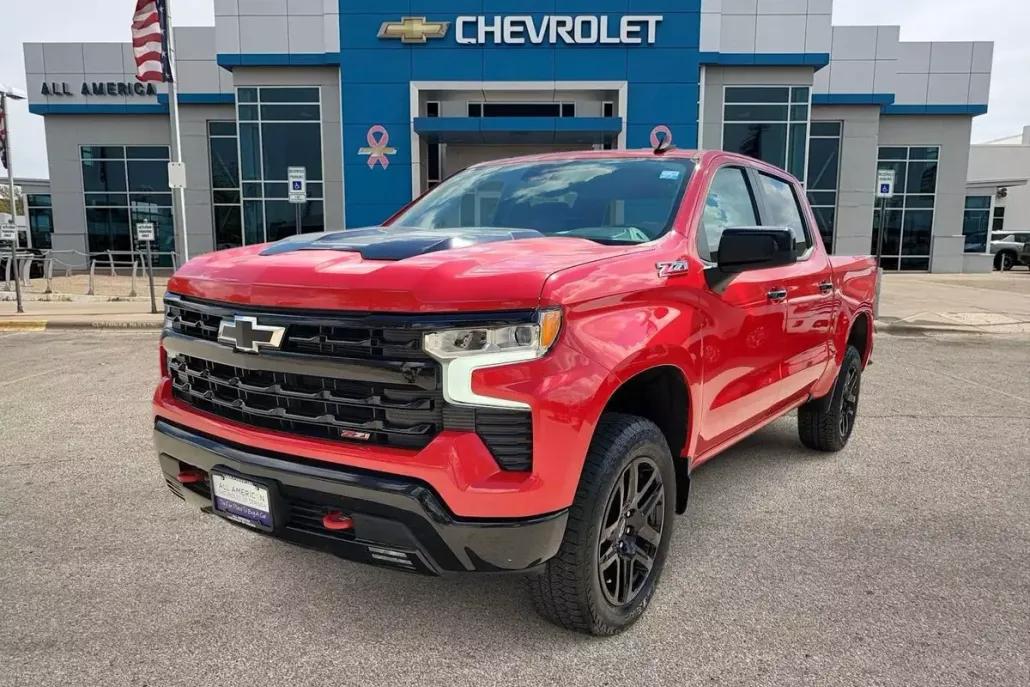 2023 Chevrolet Silverado 1500 LT Trail Boss photo 1