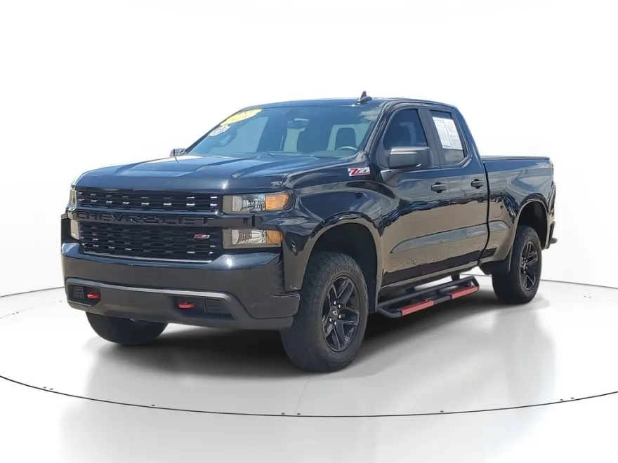 2019 Chevrolet Silverado 1500 Trail Boss Custom photo 2