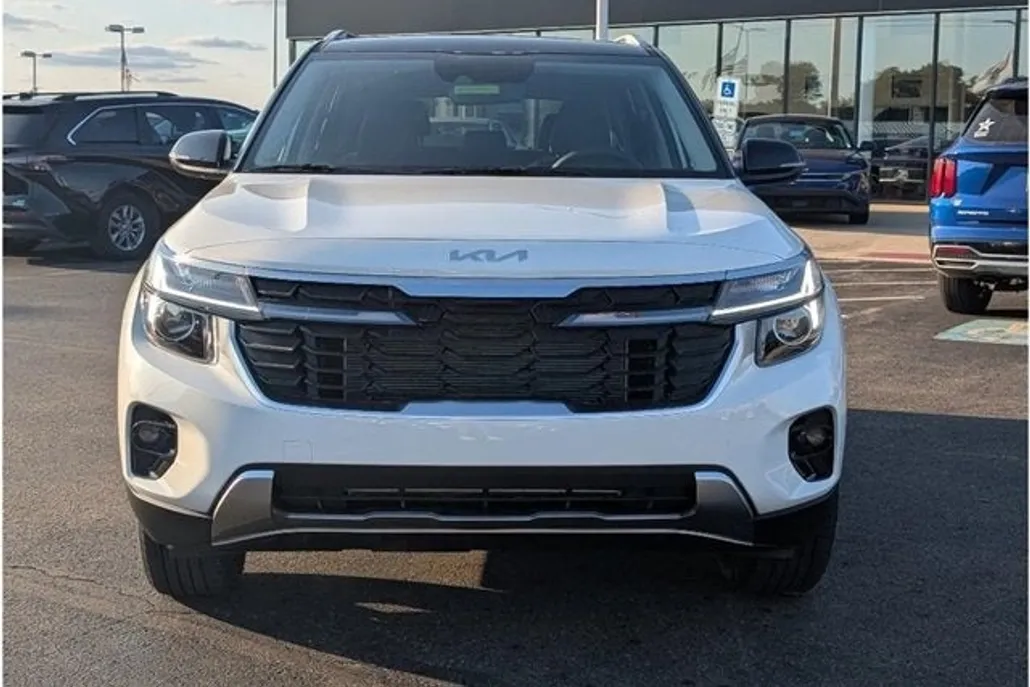 2026 Kia Seltos S photo 1