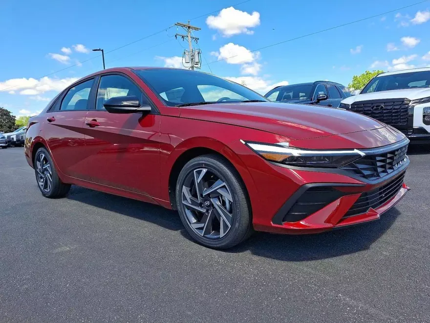 2025 Hyundai Elantra Hybrid SEL Sport photo 1