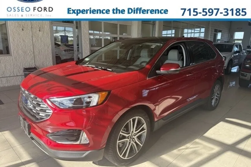 2023 Ford Edge Titanium photo 1