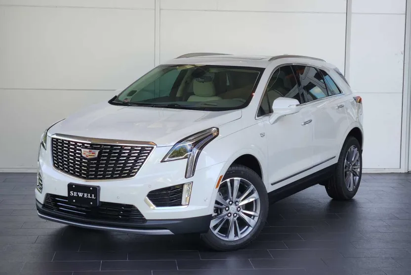 2025 Cadillac XT5 Premium Luxury photo 1