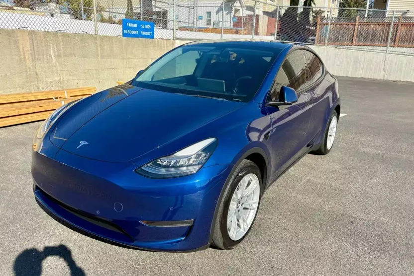 2021 Tesla Model Y Long Range photo 1