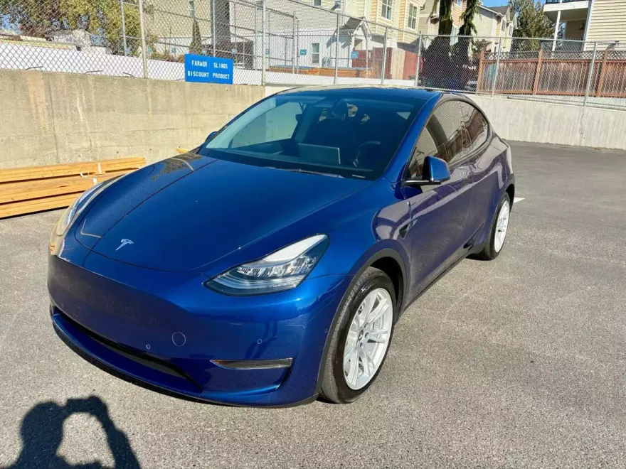 2021 Tesla Model Y Long Range photo 1