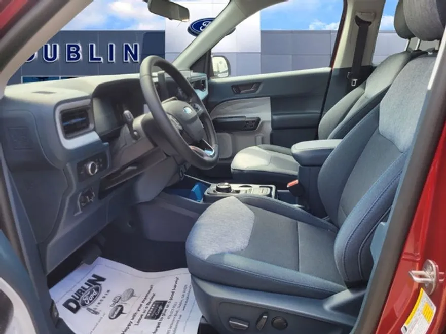 2025 Ford Maverick XLT photo 1