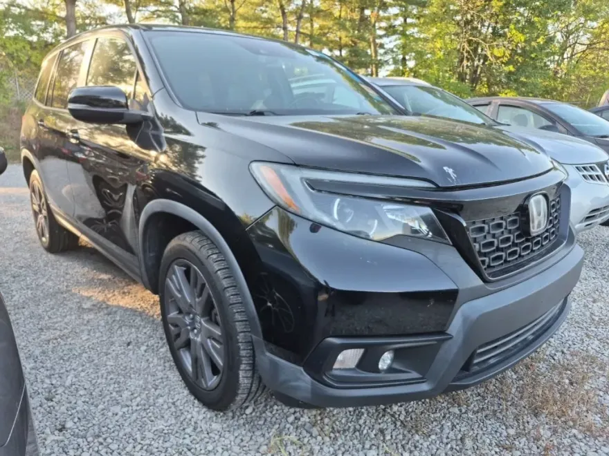 2017 Honda Pilot Touring photo 1