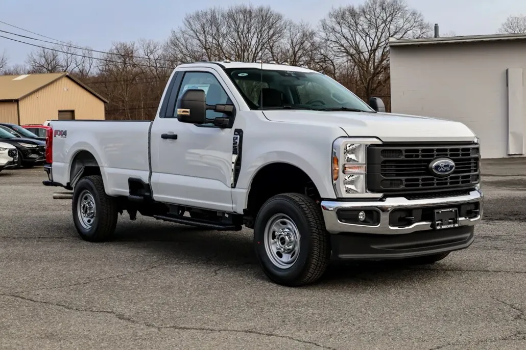 2025 Ford F-250 XL photo 1