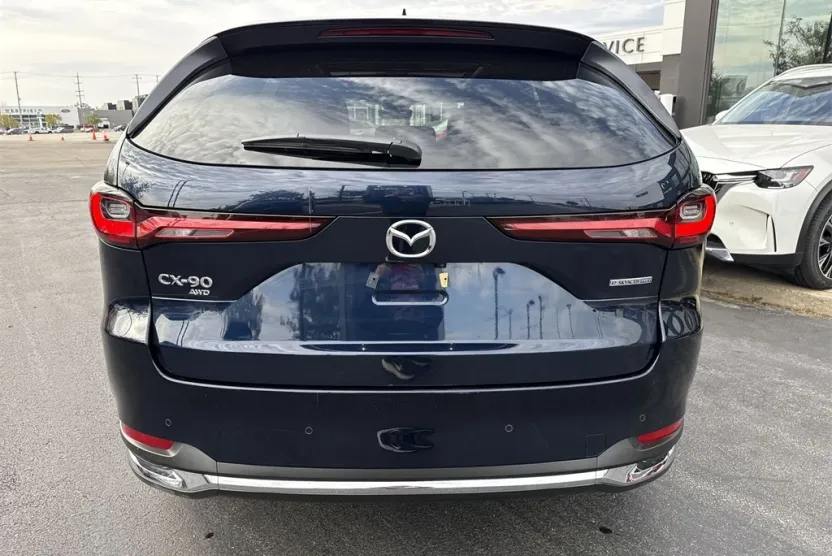 2024 Mazda CX-90 Premium photo 1