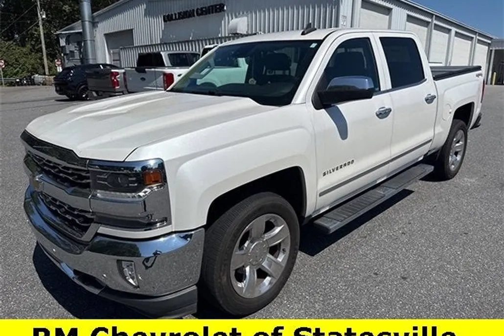 2017 Chevrolet Silverado 1500 LTZ photo 1