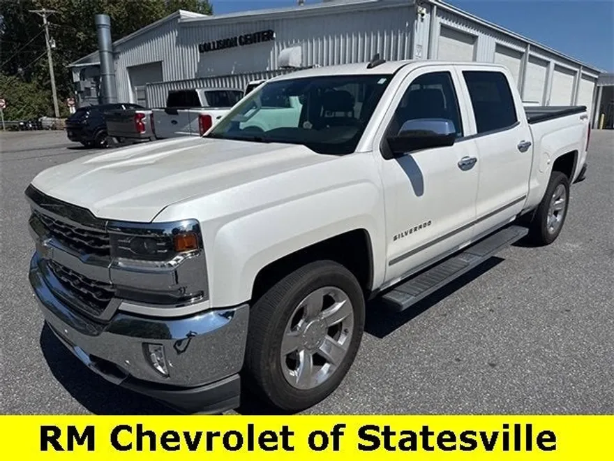 2017 Chevrolet Silverado 1500 LTZ photo 1