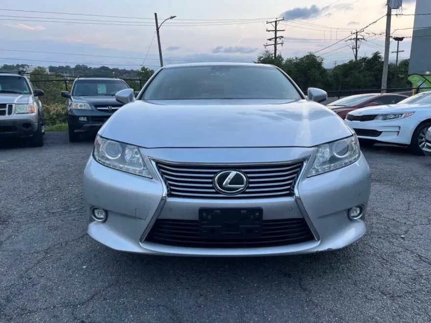 2014 Lexus ES 350 photo 1