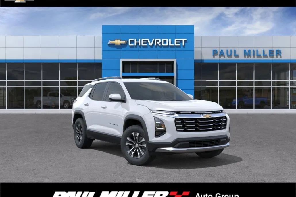 2026 Chevrolet Equinox LT photo 1
