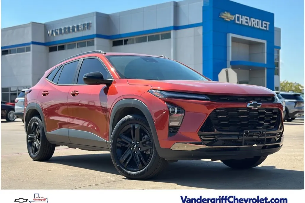 2024 Chevrolet Trax ACTIV photo 1