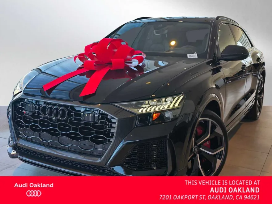 2024 Audi RS Q8 photo 1