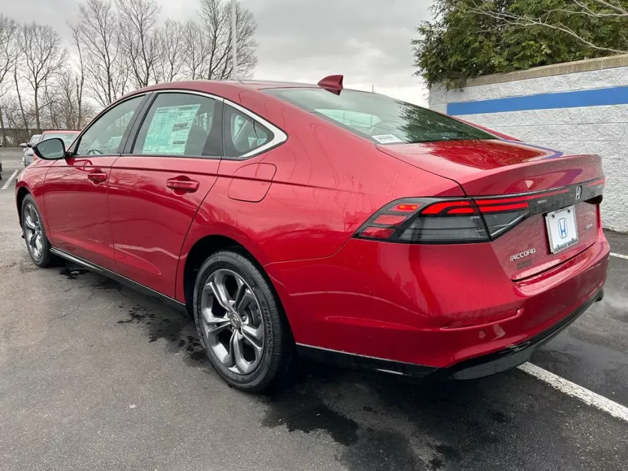 2025 Honda Accord EX-L photo 1