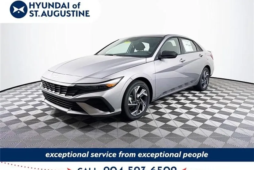 2025 Hyundai Elantra SEL Sport photo 1