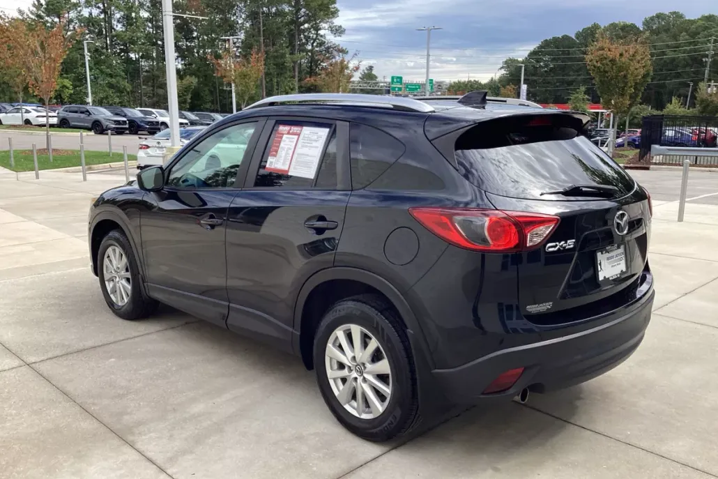 2015 Mazda CX-5 Touring photo 1