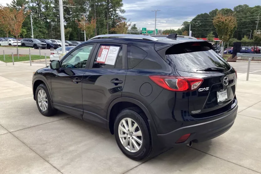 2015 Mazda CX-5 Touring photo 1