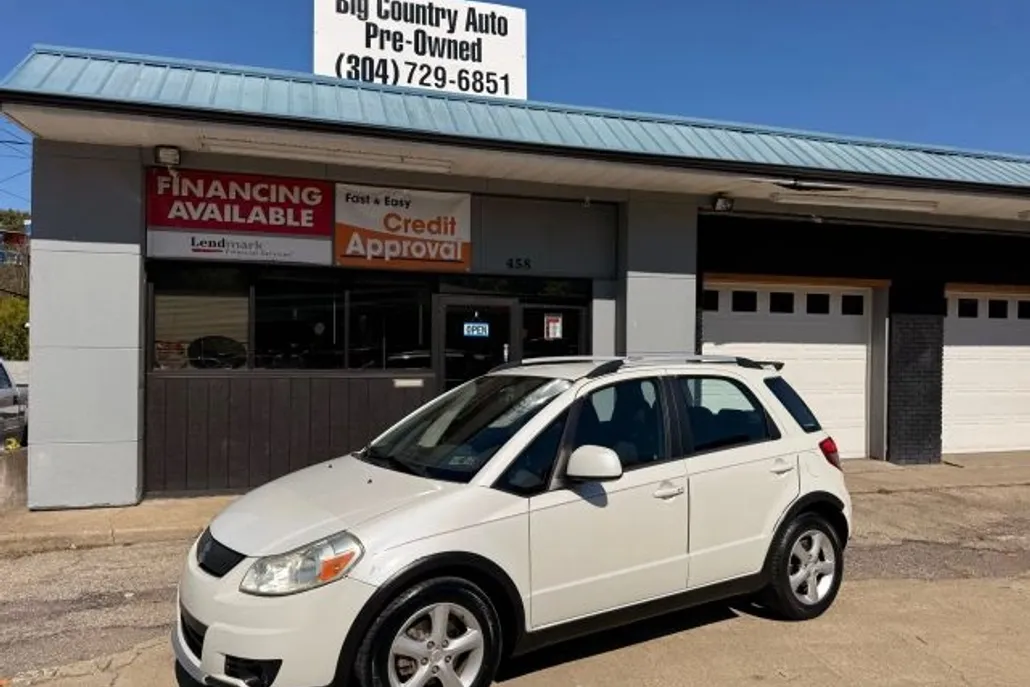 2008 Suzuki SX4 photo 1