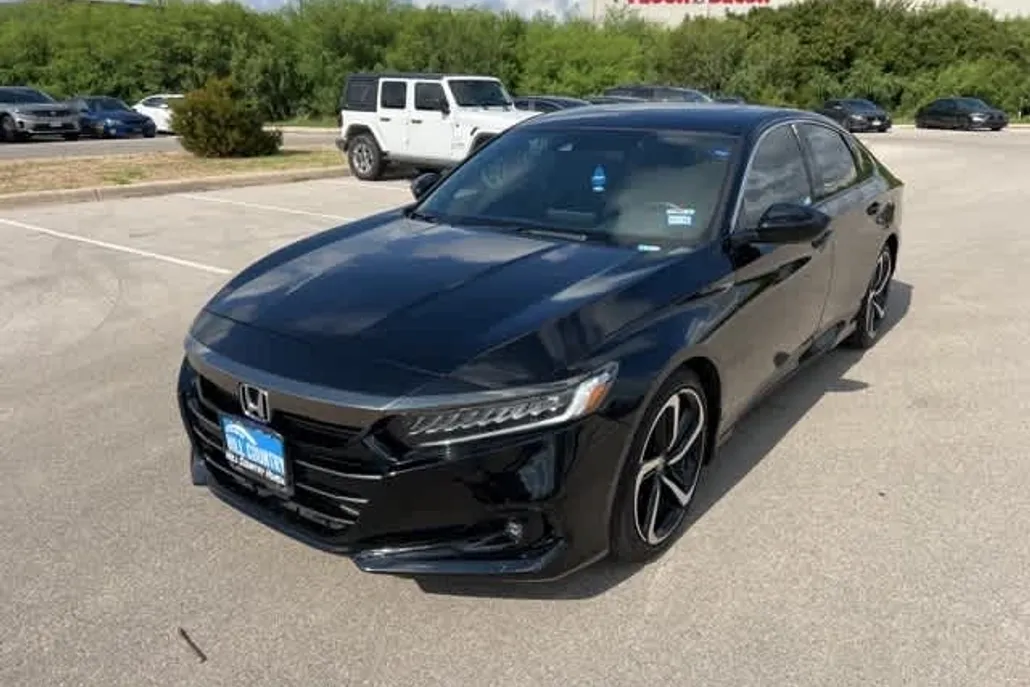 2022 Honda Accord Sport 2.0T photo 1