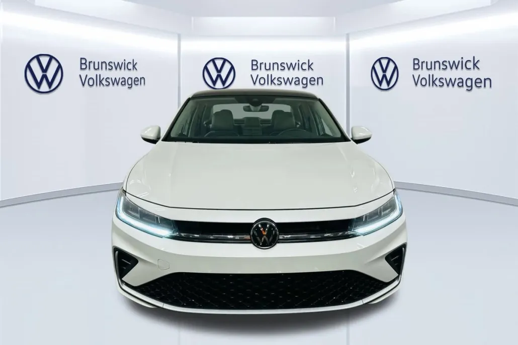2025 Volkswagen Jetta 1.5T SE photo 1
