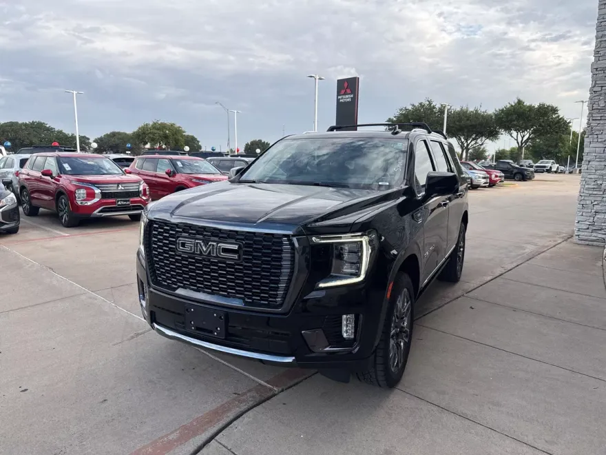 2024 Gmc Yukon Denali Ultimate photo 1