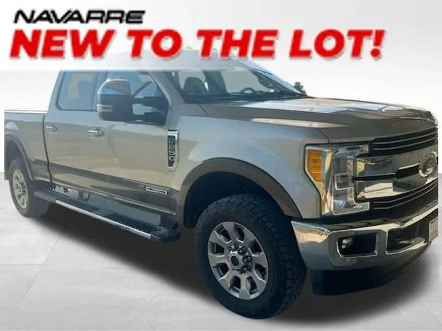 2017 Ford F-250 Lariat photo 1