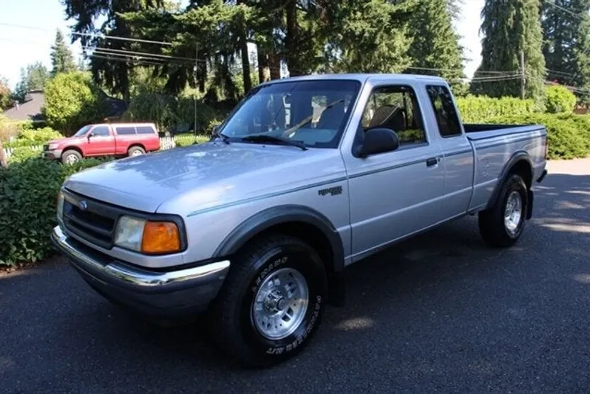 1993 Ford Ranger XL photo 1